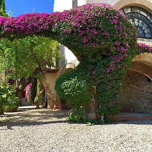 https://apartaments-can-gibert.catalonia-hotels.com
